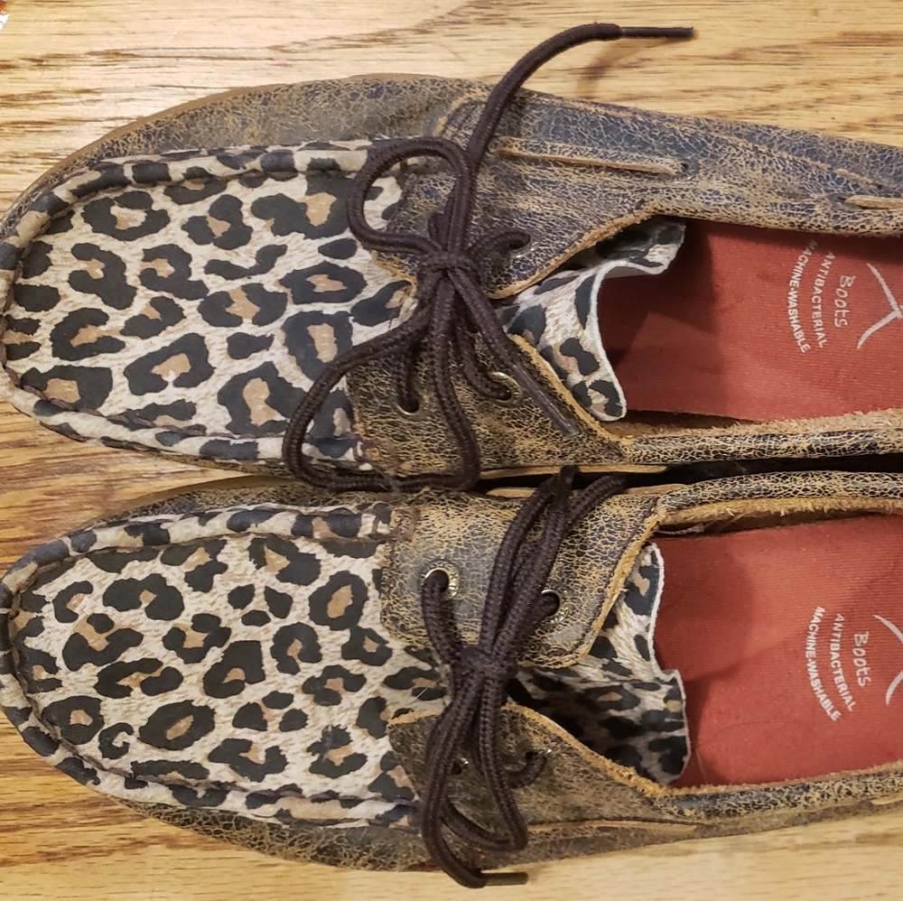 Twisted X loafers